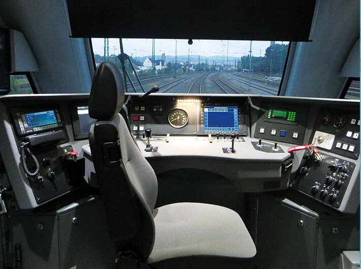Cabina automotor Stadler KISS